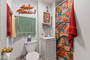 271 Quakertown Rd, Franklin Township, NJ 08867 - Photo 20