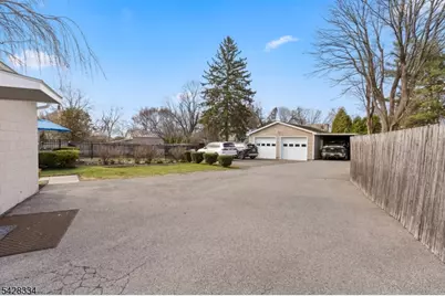 271 Quakertown Rd #2, Franklin Township, NJ 08867 - Photo 24
