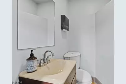 271 Quakertown Rd #2, Franklin Township, NJ 08867 - Photo 12