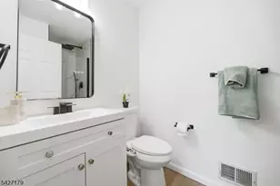 214 Swathmore Dr, Nutley, NJ 07110 - Photo 26