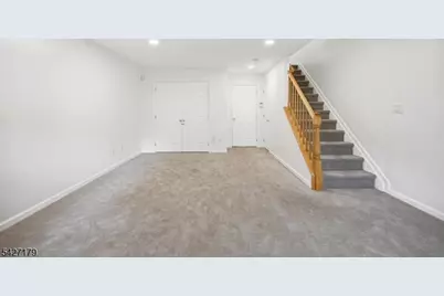 214 Swathmore Dr, Nutley, NJ 07110 - Photo 34