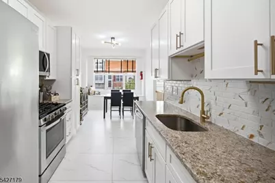 214 Swathmore Dr, Nutley, NJ 07110 - Photo 12