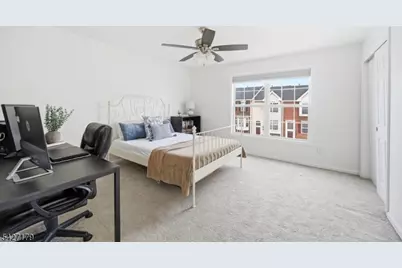 214 Swathmore Dr, Nutley, NJ 07110 - Photo 32