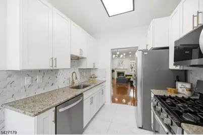 214 Swathmore Dr, Nutley, NJ 07110 - Photo 8