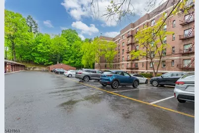 100 E Palisade Ave, Englewood, NJ 07631 - Photo 20