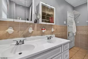 127 Lyons Ave, Newark, NJ 07112 - Photo 22