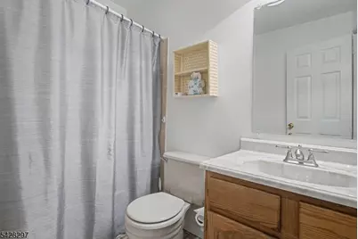 71 Bayberry Dr, Franklin Township, NJ 08873 - Photo 20