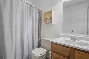 71 Bayberry Dr, Franklin Township, NJ 08873 - Photo 20