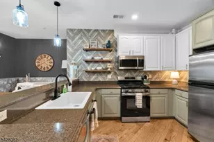 1002 Cunningham Ct, Belleville, NJ 07109 - Photo 6