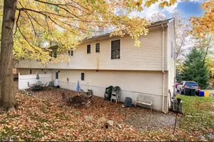 3 Undercliff Ln, Lincoln Park, NJ 07035 - Photo 2