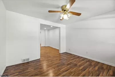 270-270A Sitgreaves St, Phillipsburg, NJ 08865 - Photo 2
