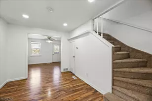 270-270A Sitgreaves St, Phillipsburg, NJ 08865 - Photo 4