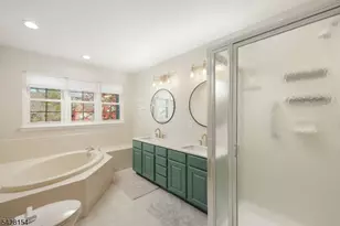 10 Loft Dr, Bridgewater Twp., NJ 08836 - Photo 14