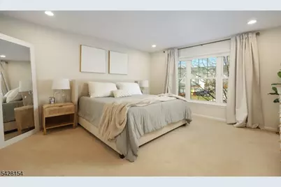 10 Loft Dr, Bridgewater Twp., NJ 08836 - Photo 14