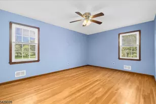 18 Weavers Ln, Readington, NJ 08889 - Photo 24