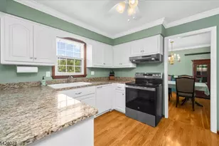 18 Weavers Ln, Readington, NJ 08889 - Photo 6