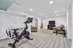 1050 Lawrence Ave, Westfield, NJ 07090 - Photo 30