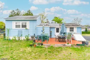 172 Cherry Quay Rd, Brick Twp., NJ 08723 - Photo 4