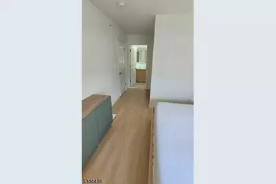 7 Soho Dr #115, Jersey City, NJ 07305 - Photo 6