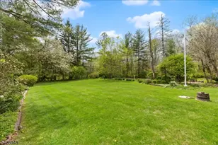 685 Woodglen Rd, Lebanon Township, NJ 08826 - Photo 36