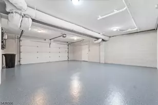 128 Big Piece Rd, Fairfield, NJ 07004 - Photo 36