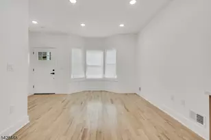 196 Taylor St, Orange, NJ 07050 - Photo 2