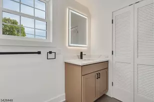 196 Taylor St, Orange, NJ 07050 - Photo 22
