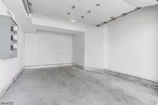 262 2nd Ave, Newark, NJ 07107 - Photo 18
