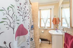 107 Sheridan Ave, Roselle Park, NJ 07204 - Photo 16