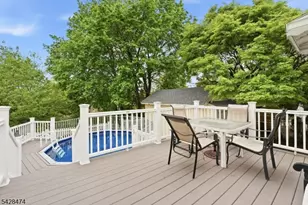 144 Crestwood Ave, Nutley, NJ 07110 - Photo 22