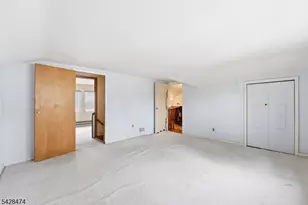 144 Crestwood Ave, Nutley, NJ 07110 - Photo 16