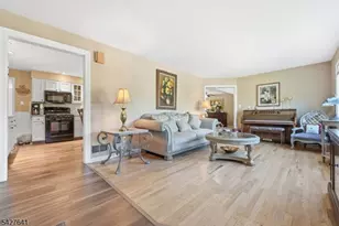 71 Hackberry Pl, Clifton, NJ 07013 - Photo 4