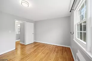 445 Morris Ave, Springfield Twp., NJ 07081 - Photo 16