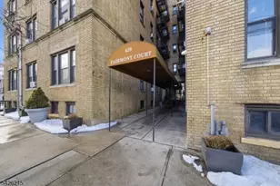 429 Fairmount Ave, Jersey City, NJ 07306 - Photo 2