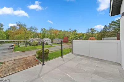 52 Congressional Pkwy, Livingston, NJ 07039 - Photo 32