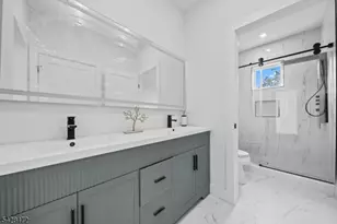 52 Congressional Pkwy, Livingston, NJ 07039 - Photo 32