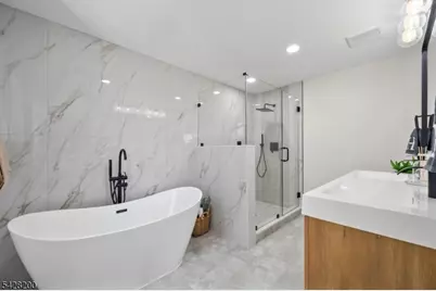 415 Mount Prospect Ave, Clifton, NJ 07012 - Photo 32