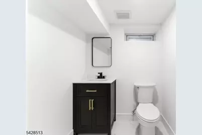 95 Huron Ave, Clifton, NJ 07013 - Photo 38