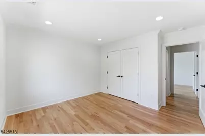 95 Huron Ave, Clifton, NJ 07013 - Photo 24