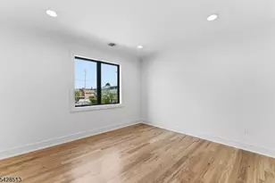 95 Huron Ave, Clifton, NJ 07013 - Photo 22