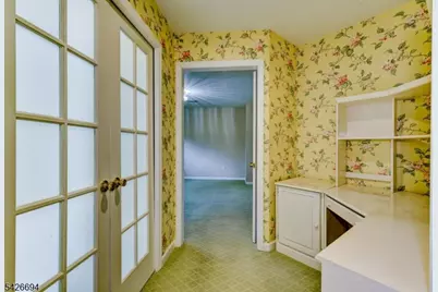 7 Matthew Rd, Wayne, NJ 07470 - Photo 32