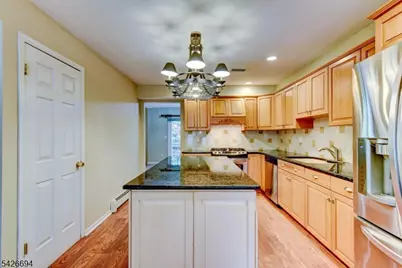 7 Matthew Rd, Wayne, NJ 07470 - Photo 16