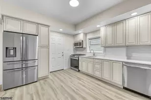 318 S 7th St, Elizabeth, NJ 07202 - Photo 1