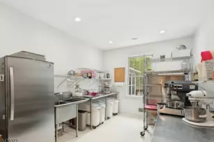 16 Lenape Trail, Montclair, NJ 07043 - Photo 8