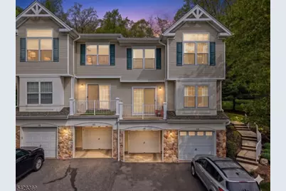 116 Wallace Ct, Green Brook Township, NJ 08812 - Photo 1