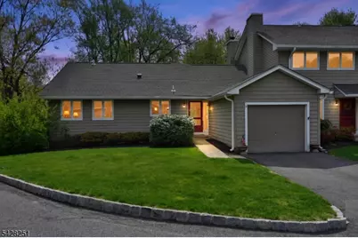 9 Parsons Ct, Mahwah, NJ 07430 - Photo 14