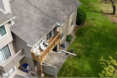 9 Parsons Ct, Mahwah, NJ 07430 - Photo 4