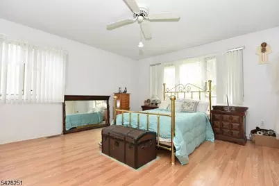 9 Parsons Ct, Mahwah, NJ 07430 - Photo 16