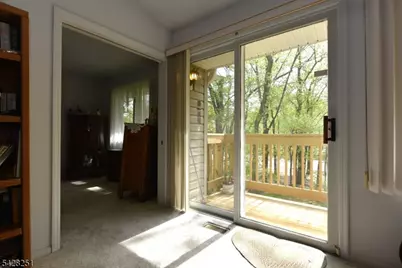 9 Parsons Ct, Mahwah, NJ 07430 - Photo 8