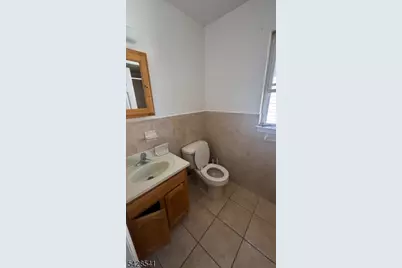 94 Osborne Ter, Newark, NJ 07108 - Photo 4